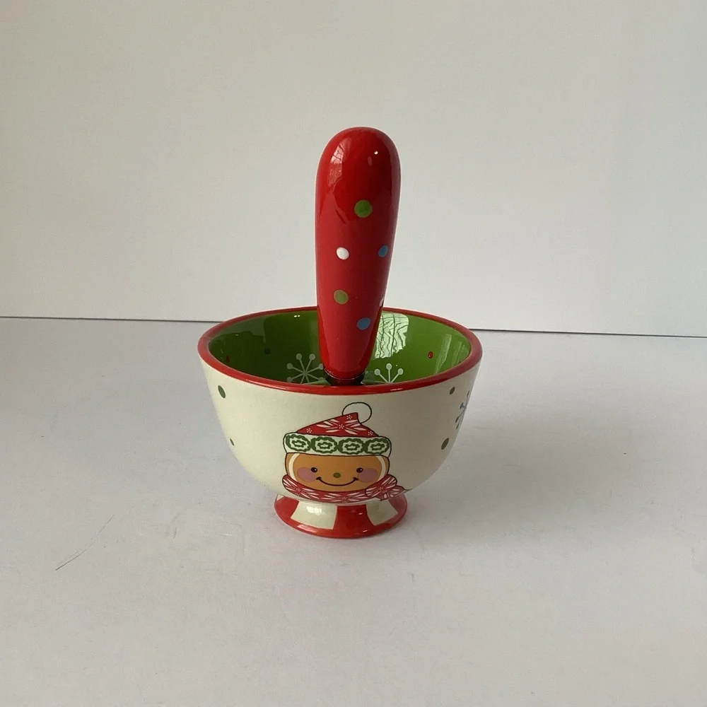 TEMPTATIONS: winter whimsy gingerbread dip bowl with spreader